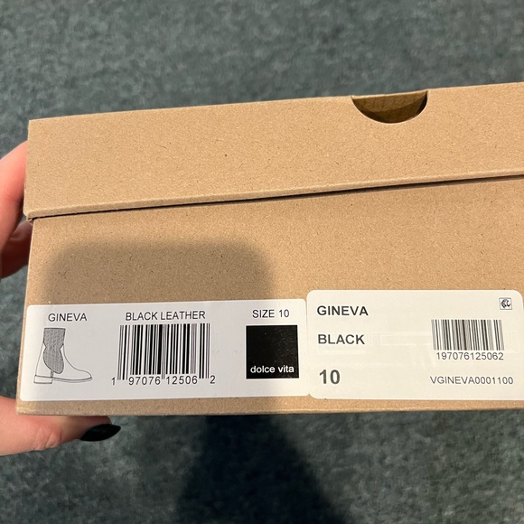 Lightly worn, Dolce Vita Gineva 10 boot - Picture 3 of 6